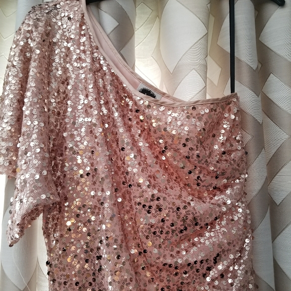 Sparkling party dress - Picture 2 of 3